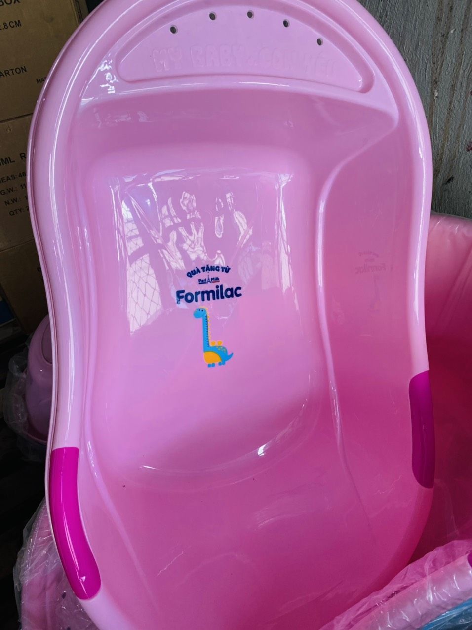 Thau Tắm Con Yêu Nutifood 